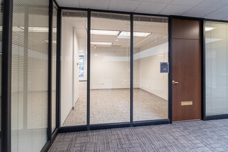 900 Skokie Blvd, Northbrook, IL à louer Photo intérieure- Image 2 de 7