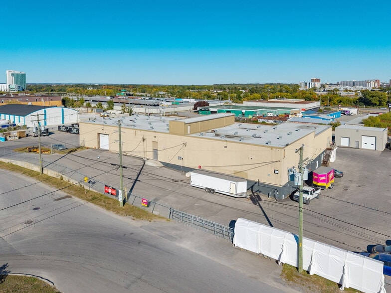 10 Rue Emile-Bond, Gatineau, QC à louer - Photo du bâtiment - Image 2 de 18