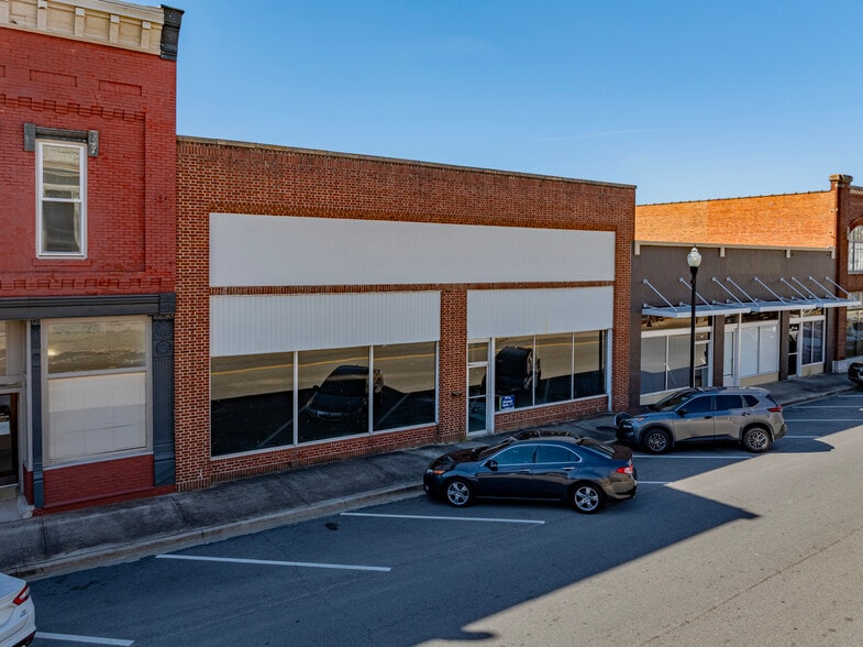 238 2nd St E, Tifton, GA for lease - Building Photo - Image 2 of 6