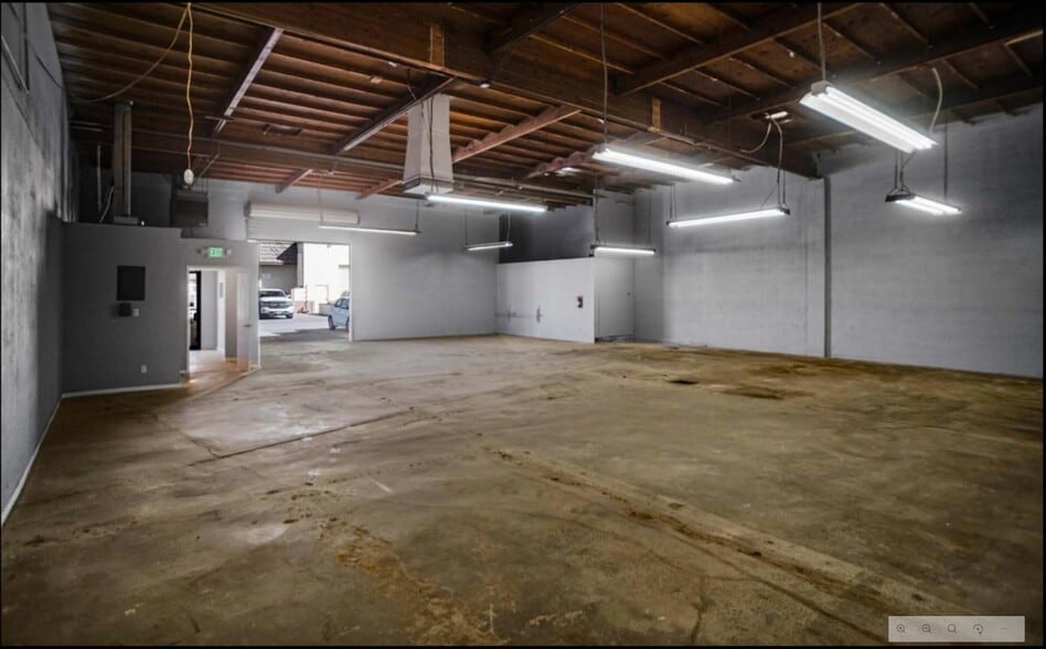 12455 Branford St, Pacoima, CA for lease - Primary Photo - Image 1 of 25