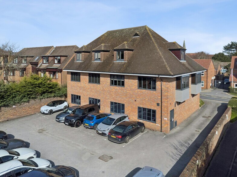 49-51 Dean St, Marlow à louer - Photo du bâtiment - Image 2 de 6