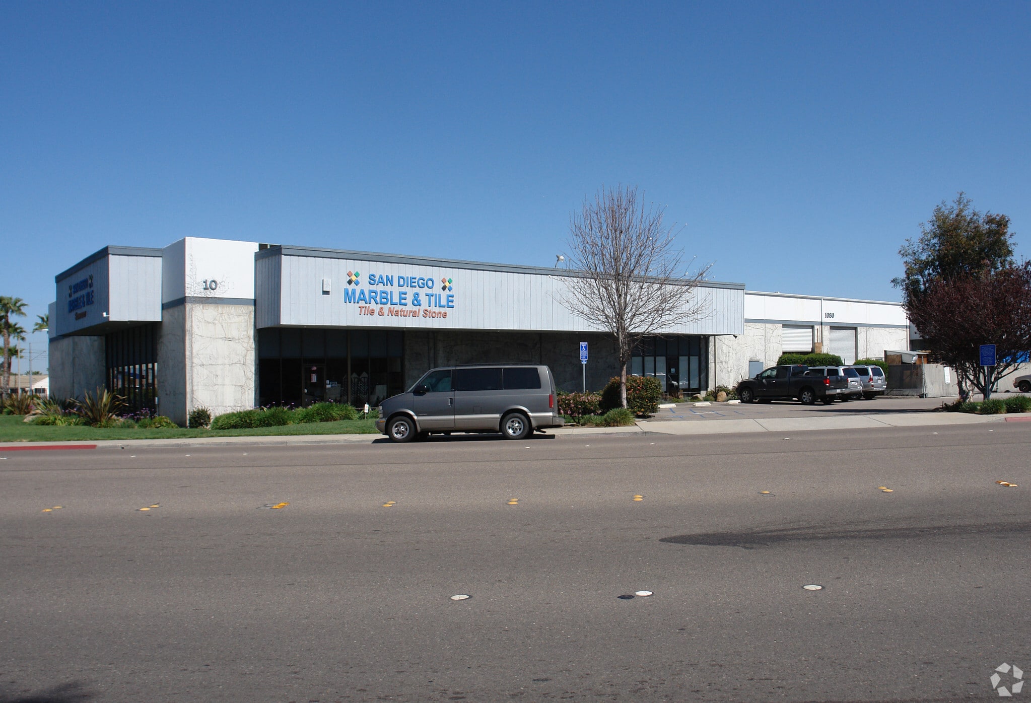 1080 W Bradley Ave, El Cajon, CA for lease Primary Photo- Image 1 of 6