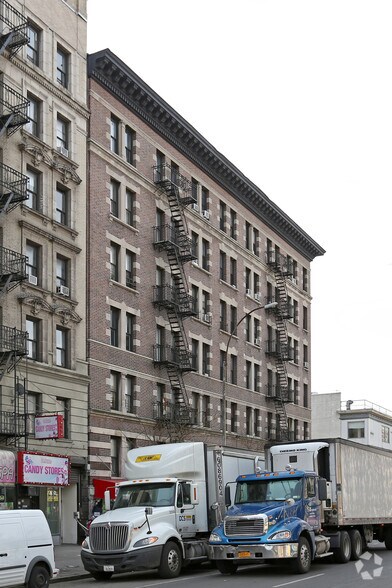 571 W 139th St, New York, NY à louer - Photo du bâtiment - Image 3 de 3