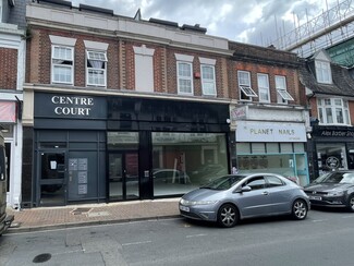 Plus de détails pour 3A High St, Camberley - Vente au détail à louer