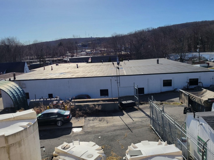 31 Tosun Rd, Wolcott, CT for sale - Building Photo - Image 2 of 11