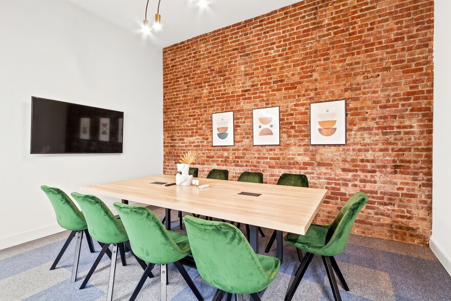 742-750 Manhattan Ave, Brooklyn, NY à louer - Photo intérieure - Image 3 de 9