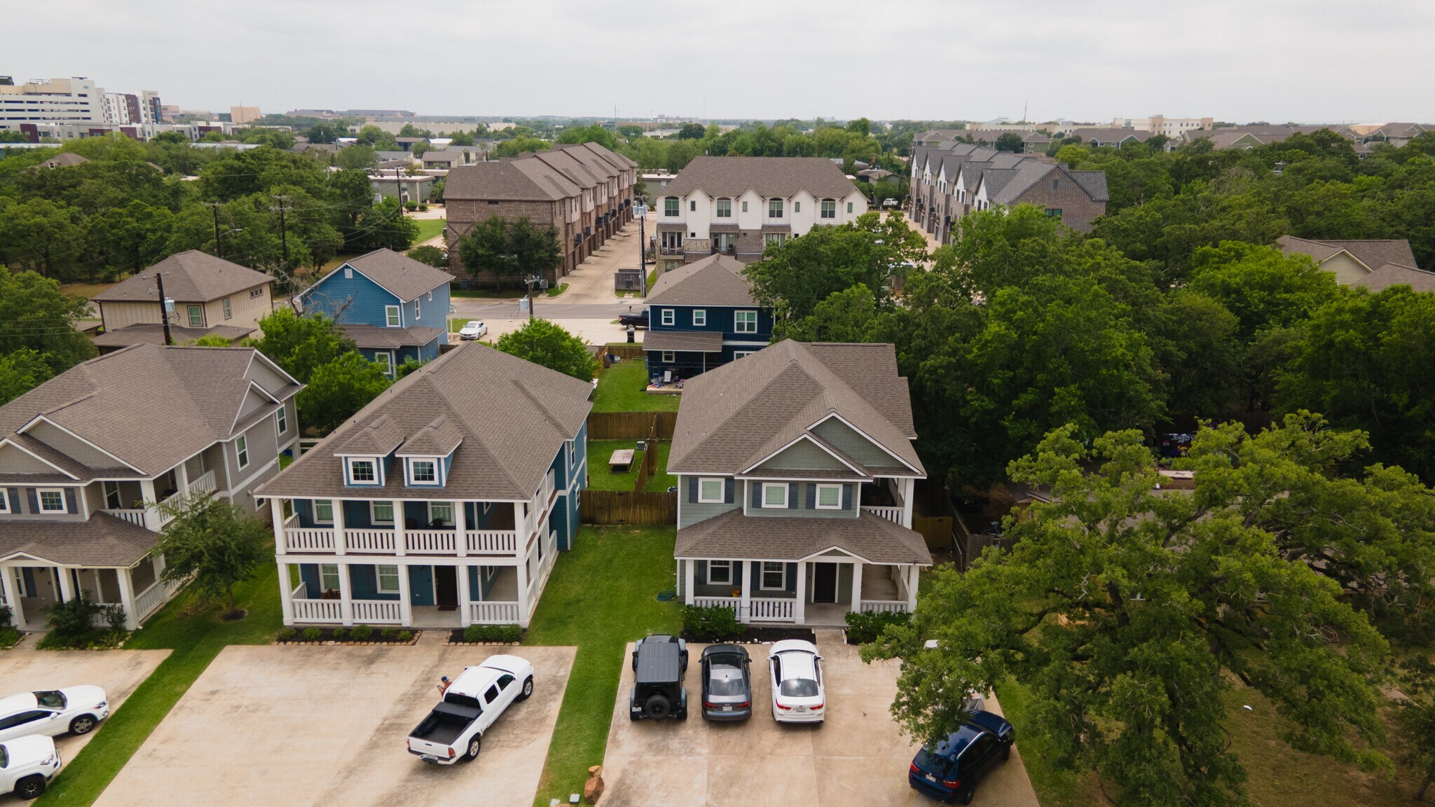 4206 Oaklawn St, Bryan, TX for sale Primary Photo- Image 1 of 2