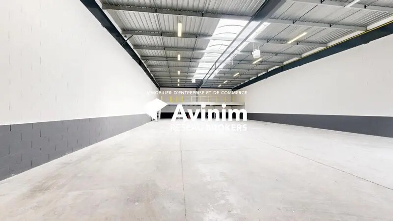 Industrial in Bezons for lease Interior Photo- Image 1 of 6