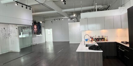 1595 E Pender St, Vancouver, BC for lease Interior Photo- Image 2 of 4