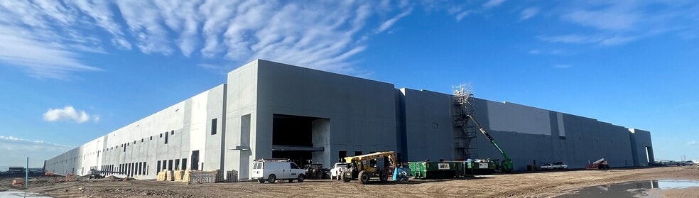 2691 N 2200 W, Salt Lake City, UT for lease - Building Photo - Image 3 of 4