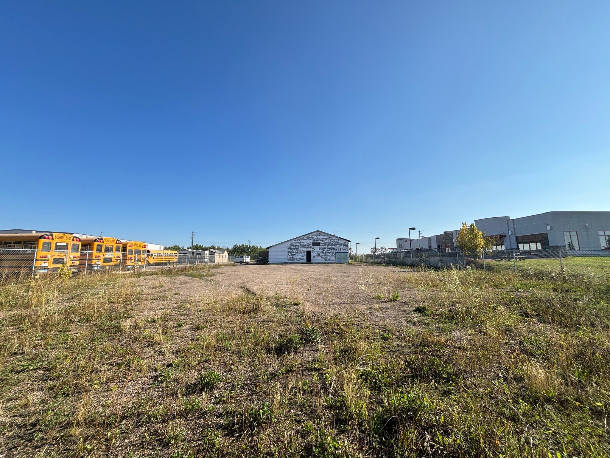 2010 8 Av, Cold Lake, AB for lease Primary Photo- Image 1 of 7