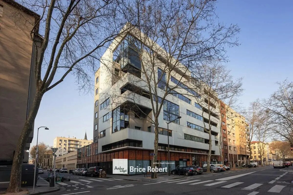 44 Cours Suchet, Lyon à louer Photo du bâtiment- Image 1 de 4