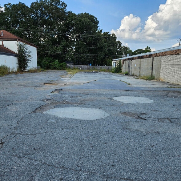 1504 Watson Blvd, Warner Robins, GA for sale - Primary Photo - Image 1 of 6