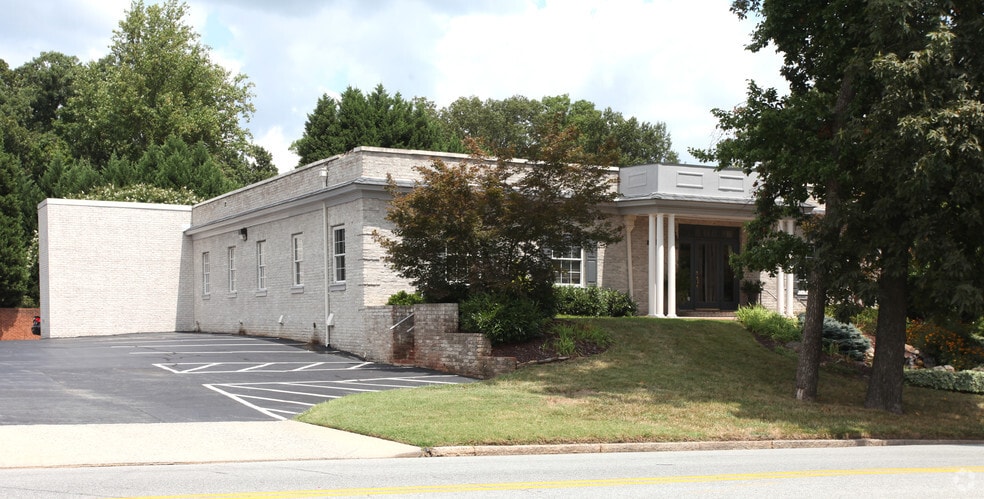 1400 W Northwood St, Greensboro, NC for lease - Building Photo - Image 3 of 3