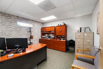 15005 Pacific Ave S, Tacoma, WA à louer Photo intérieure- Image 2 de 5