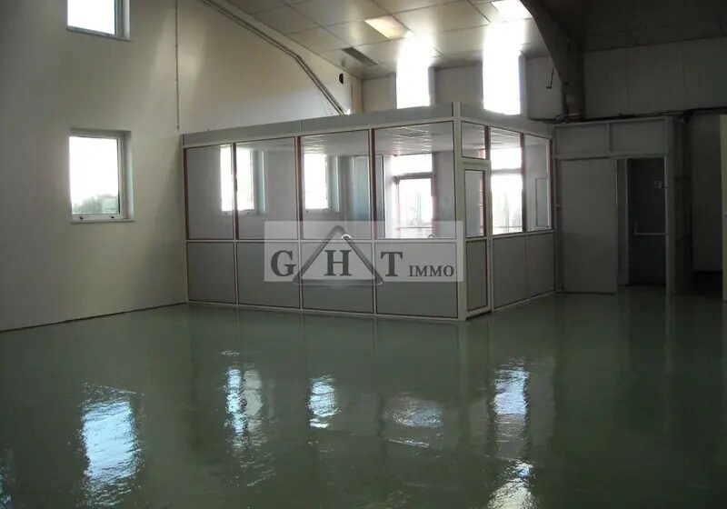 Industrial in SAINT-OUEN-L'AUMONE for lease - Interior Photo - Image 3 of 3