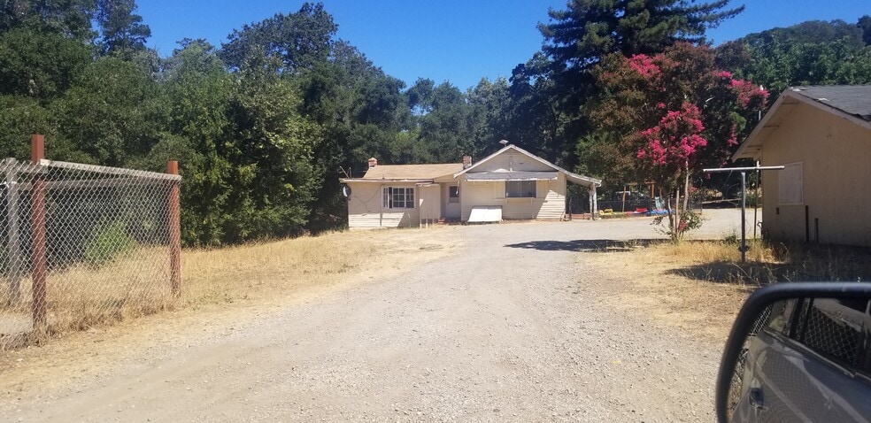 1002 Metcalf Rd, San Jose, CA for lease - Building Photo - Image 2 of 21