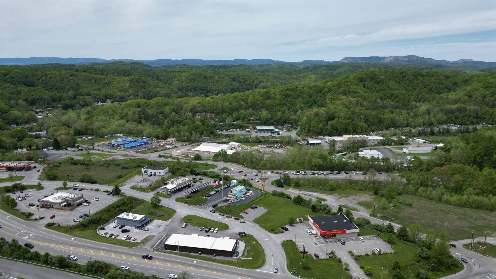 685 Commonwealth Dr, Norton, VA à vendre Photo du bâtiment- Image 1 de 5