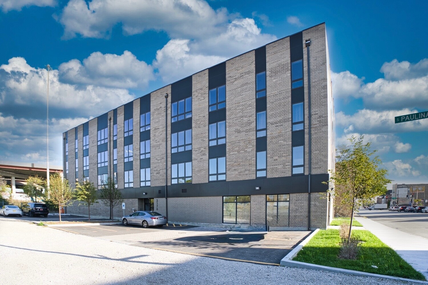 3176 S Archer Ave, Chicago, IL for lease Primary Photo- Image 1 of 6