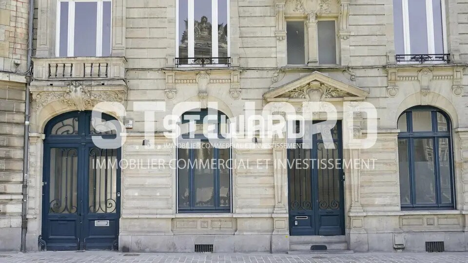 Commerce de détail dans Lille à louer - Photo du bâtiment - Image 3 de 17