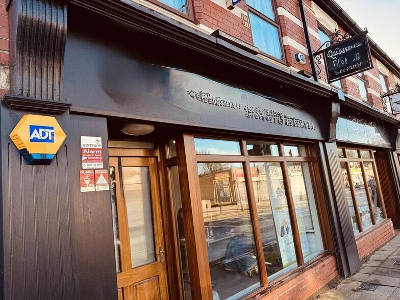 89 Liverpool Rd, Manchester à louer - Photo du bâtiment - Image 2 de 7