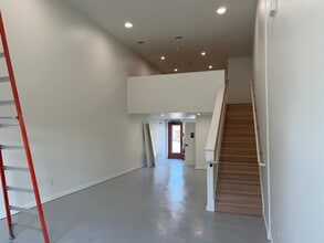 1744 NW 15th St, Oklahoma City, OK for lease Interior Photo- Image 1 of 6