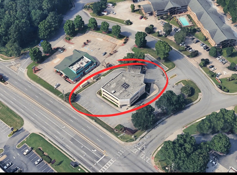 1725 Indian Trail Rd, Norcross, GA for lease - Building Photo - Image 3 of 6