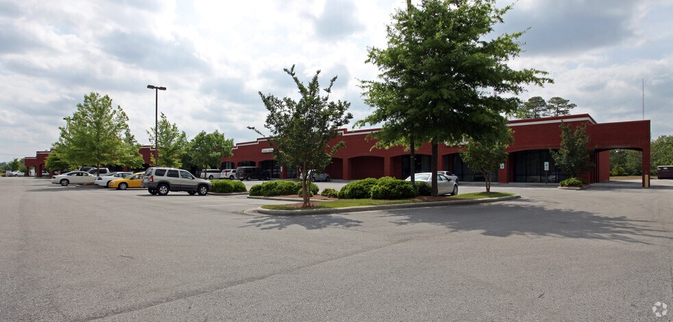3250-3282 Wellons Blvd, New Bern, NC for lease - Primary Photo - Image 1 of 6