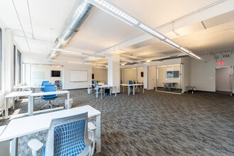 223 W Jackson Blvd, Chicago, IL for lease Interior Photo- Image 2 of 7
