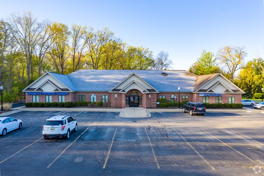 11166-11178 Highland Rd, Hartland, MI à vendre - Photo du bâtiment - Image 3 de 3