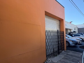 1636 NE 12th Ter, Fort Lauderdale, FL for lease Interior Photo- Image 2 of 13