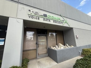 11721 Telegraph Rd, Santa Fe Springs, CA à louer Photo intérieure- Image 2 de 16