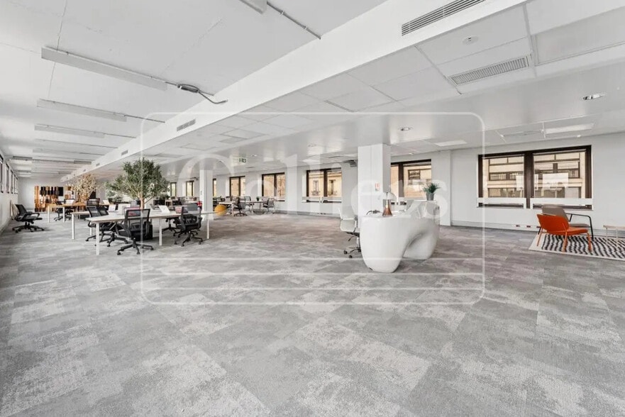 130-136 Rue Victor Hugo, Levallois-Perret for lease - Interior Photo - Image 3 of 13