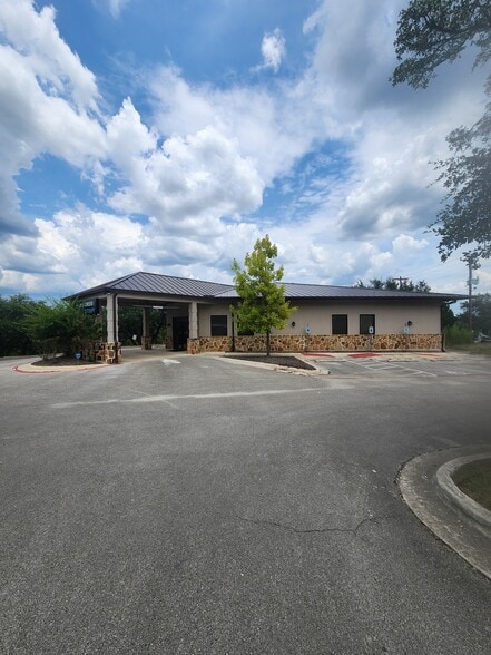 21200 TX-46, Spring Branch, TX for sale - Building Photo - Image 1 of 21