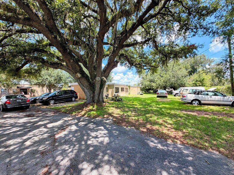 2290 E Us-92, Plant City, FL à vendre - Photo du bâtiment - Image 3 de 12