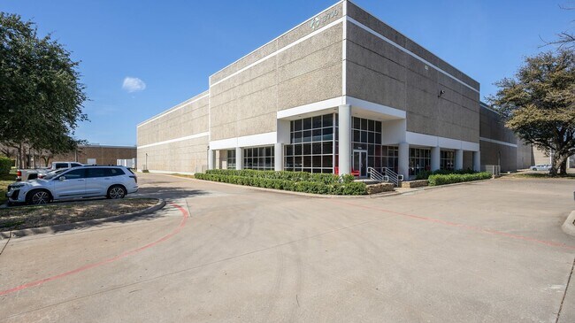 More details for 13700 Benchmark Dr, Farmers Branch, TX - Industrial for Lease