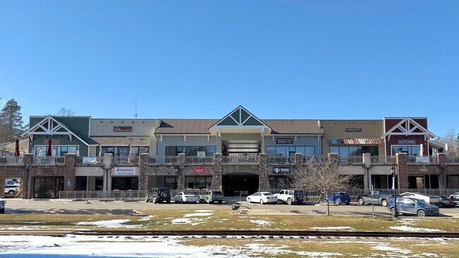 Plus de détails pour 322 W Main St, Blue Ridge, GA - Commerce de détail à louer