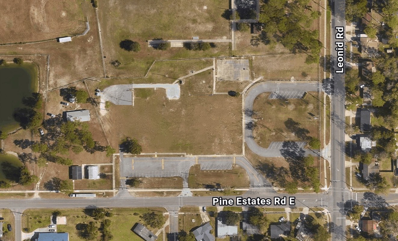 10741 Pine Estates Rd E, Jacksonville, FL for sale Primary Photo- Image 1 of 5