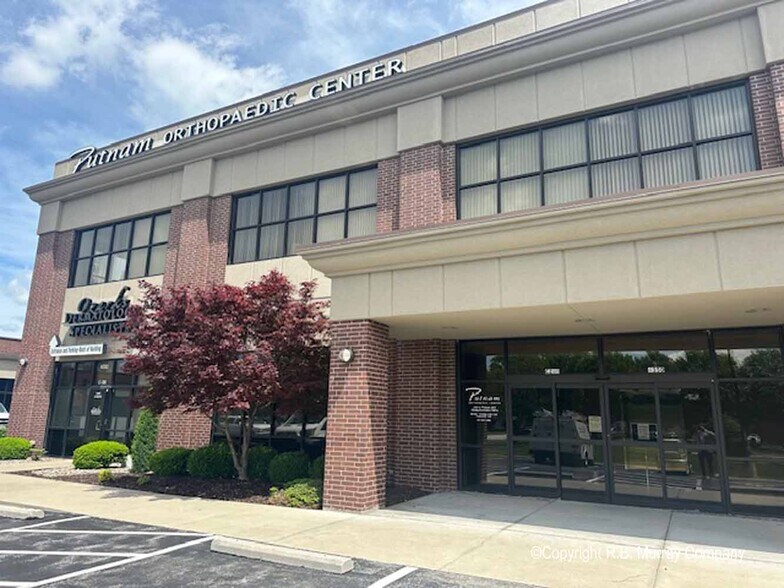 4350 S National Ave, Springfield, MO à vendre - Photo du bâtiment - Image 3 de 28