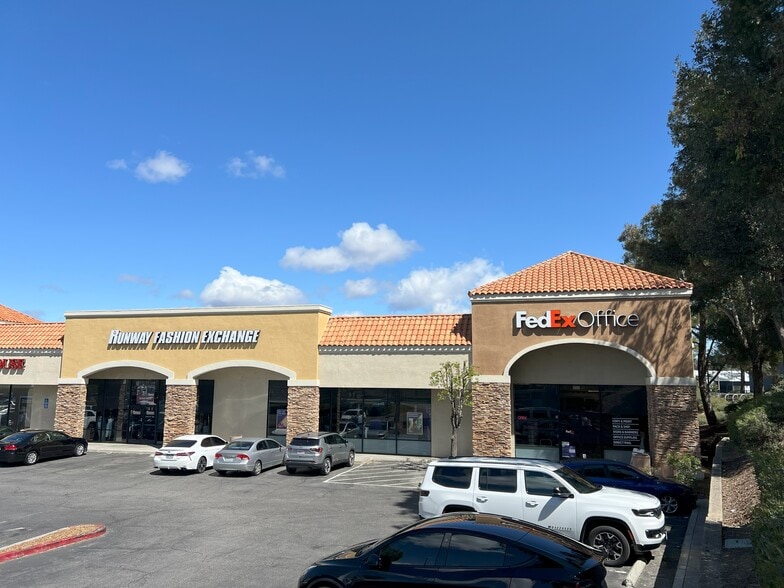 24125-24175 Magic Mountain Pky, Santa Clarita, CA for lease - Building Photo - Image 2 of 5