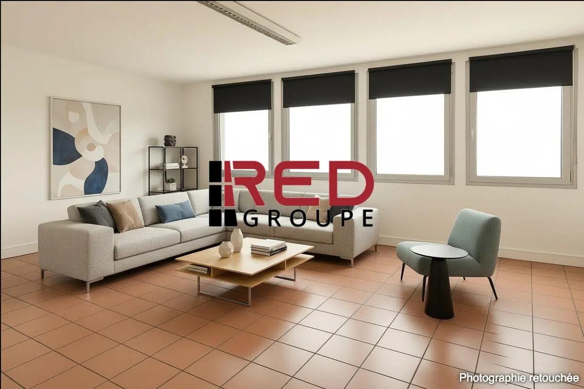 Office in Aix-en-Provence for lease Building Photo- Image 1 of 4