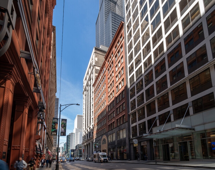 216 W Jackson Blvd, Chicago, IL for lease - Building Photo - Image 1 of 1