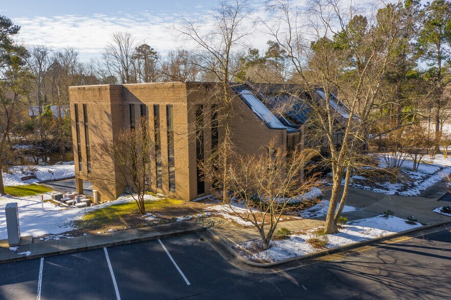 451 N Winstead Ave, Rocky Mount, NC à vendre - Photo du bâtiment - Image 2 de 27