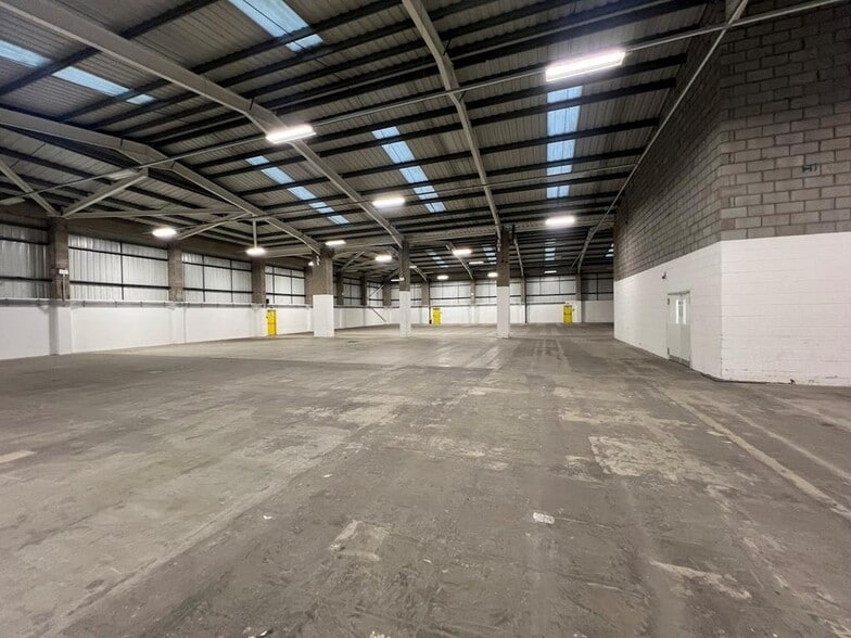 Montford St, Salford for lease - Building Photo - Image 3 of 11