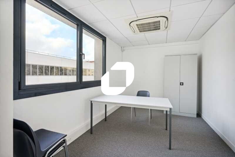 Office in Clichy for sale - Interior Photo - Image 3 of 9
