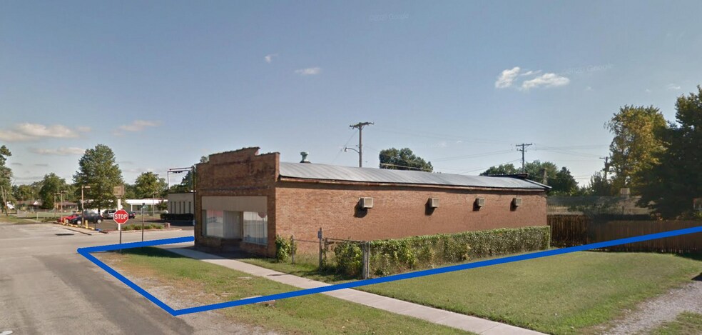 350 2nd St, Tamms, IL à vendre - Photo principale - Image 1 de 3