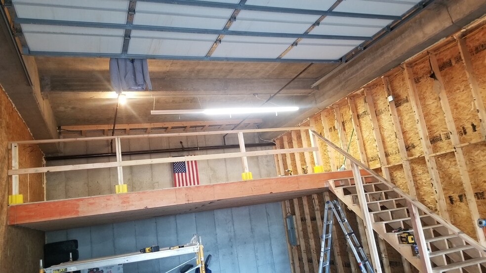 47220 Gallatin Rd, Big Sky, MT for lease - Interior Photo - Image 3 of 6