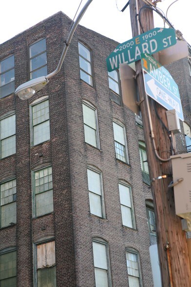 2095 E Willard St, Philadelphia, PA à louer - Photo du bâtiment - Image 3 de 15