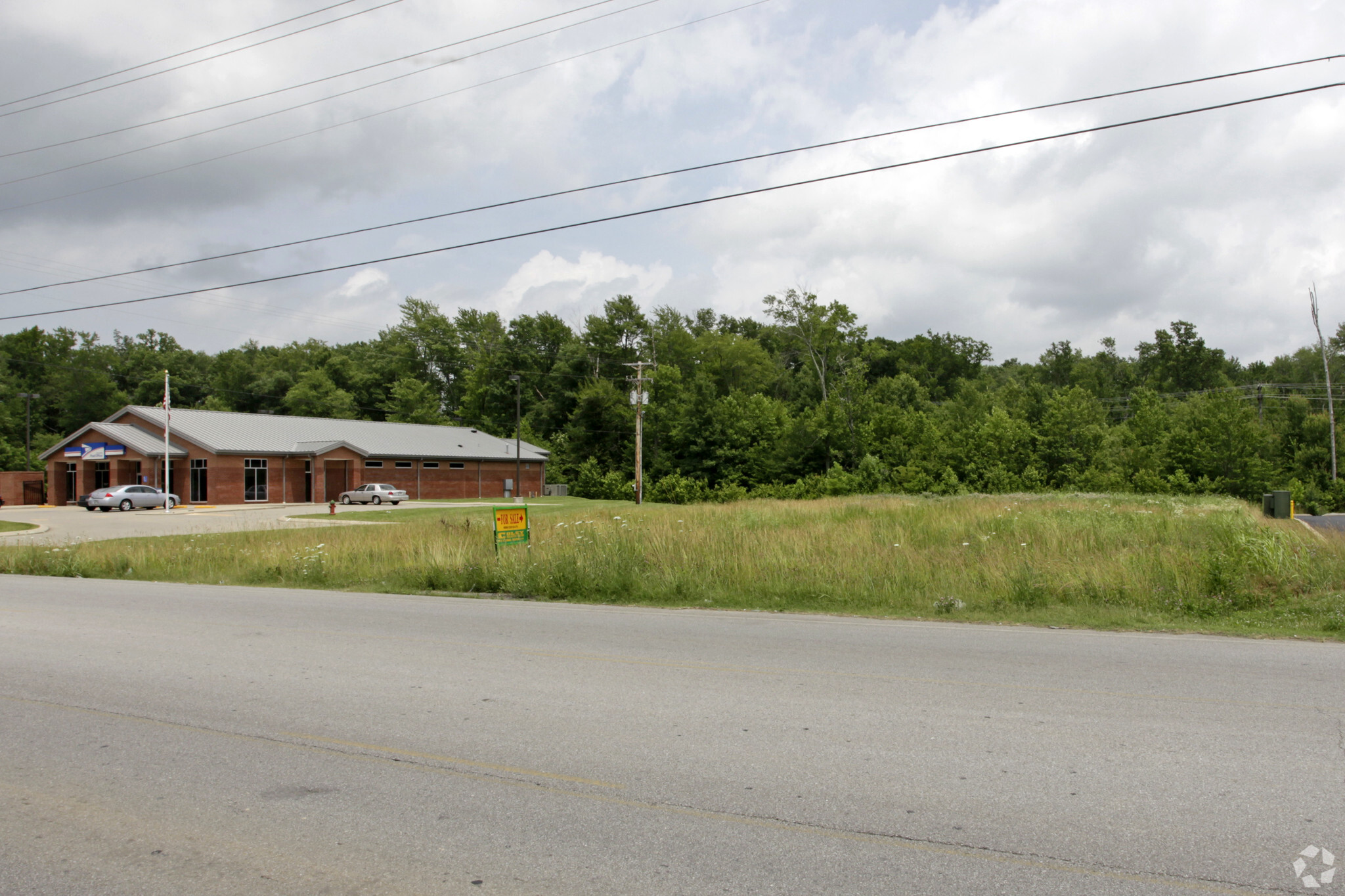 504 Ellington Dr, Lafayette, TN for sale Primary Photo- Image 1 of 1