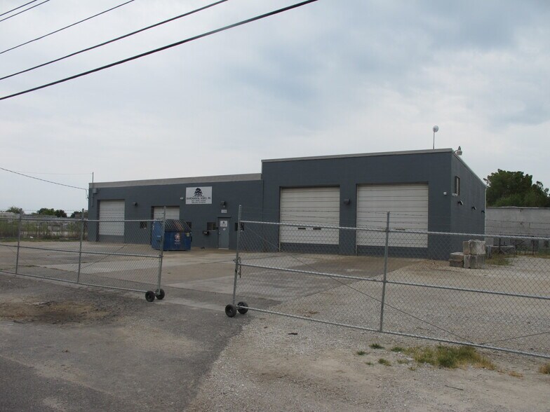 1530 E Atlantic St, Springfield, MO à vendre - Photo du bâtiment - Image 3 de 12